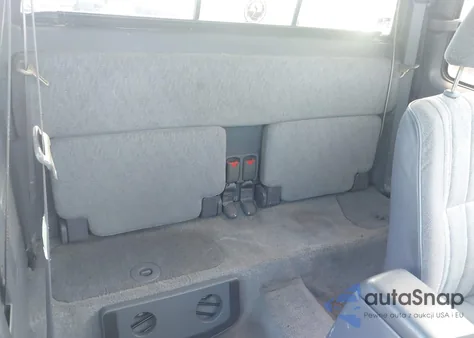 1998 Toyota Tacoma Base V6 из США, поврежденный, VIN 4TAWN72N7WZ138552